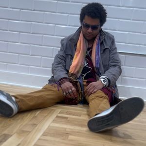 Meet your Posher, Deveraux